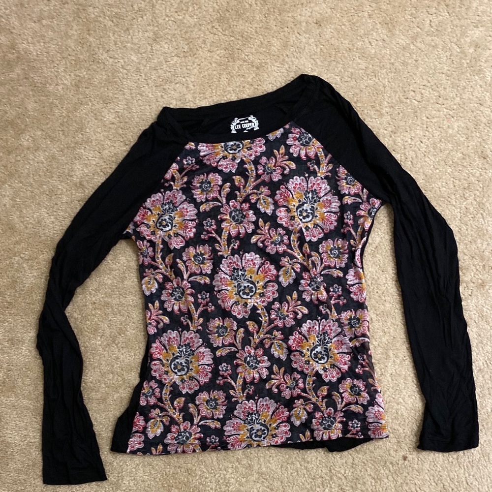 Long sleeve t shirt
